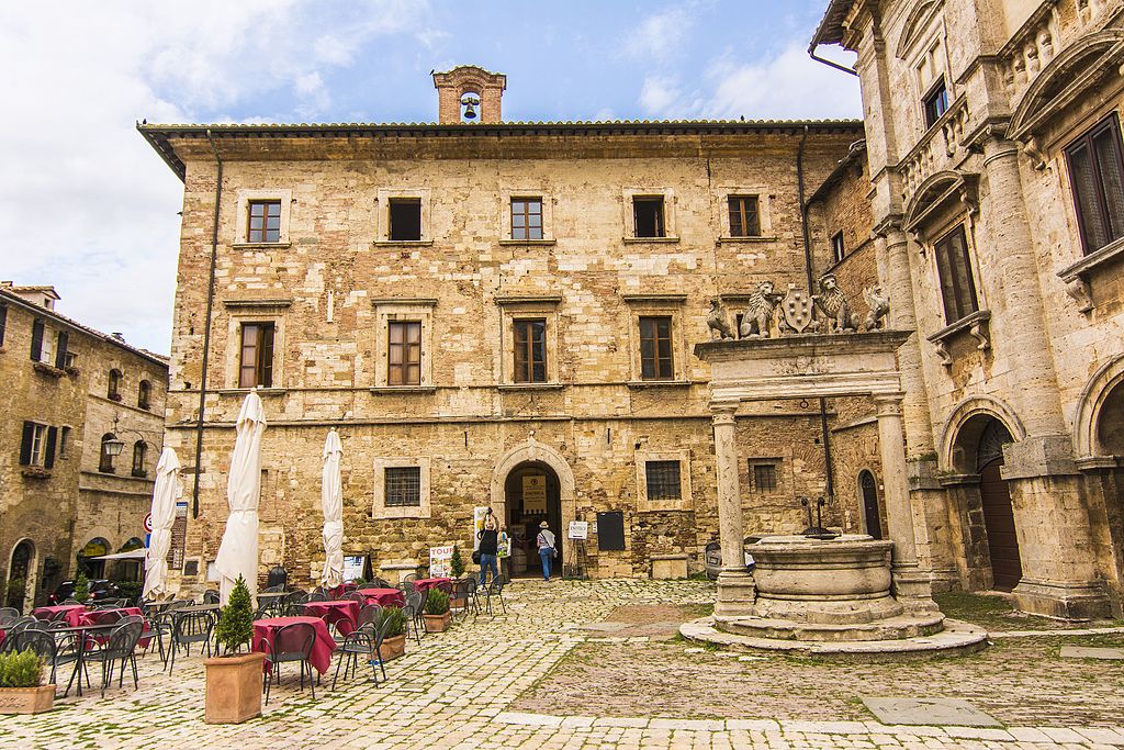 Montepulciano Italie vieille ville