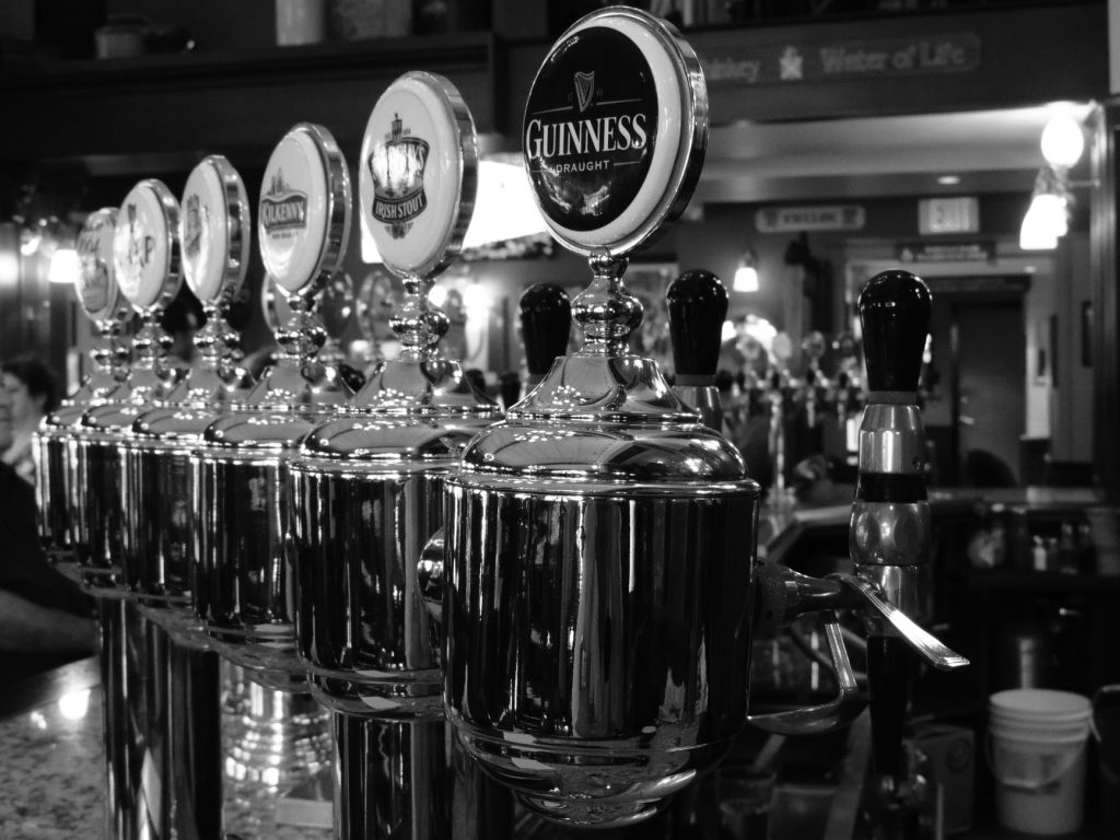 Tipping In Europe bars