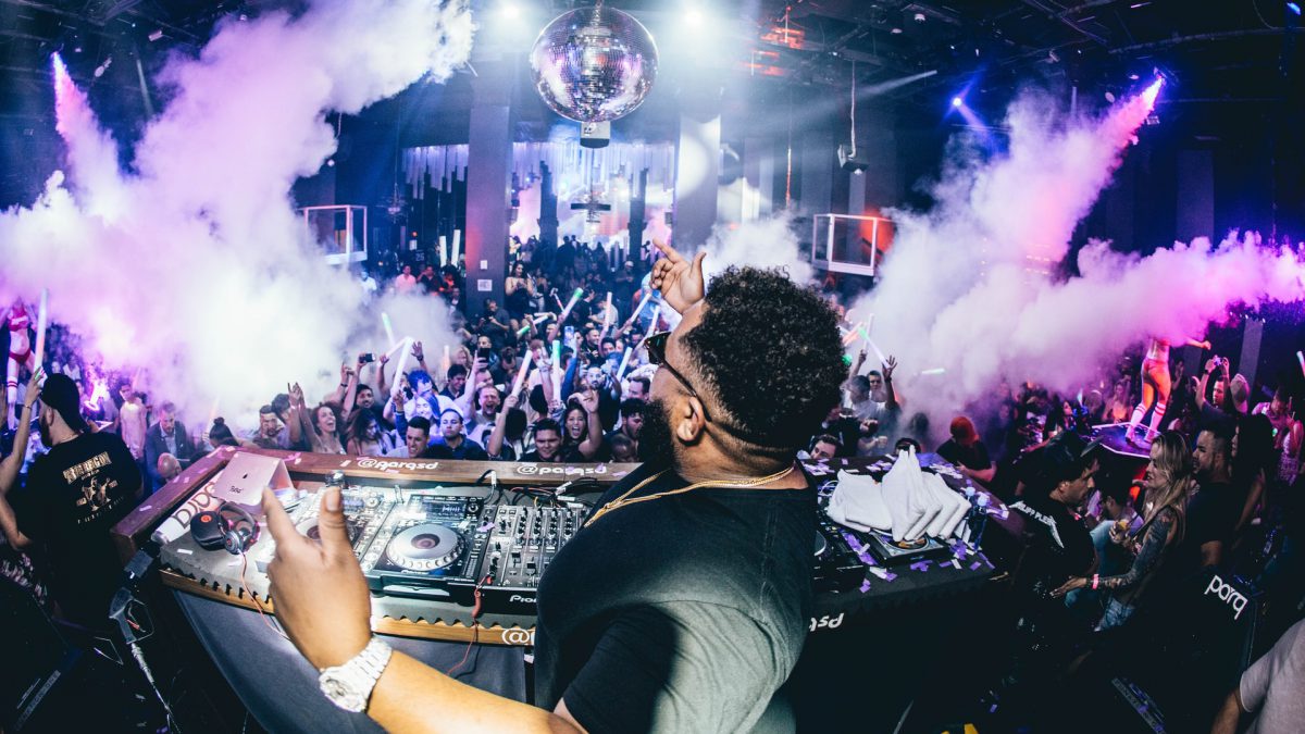 dj boksi vaade peol
